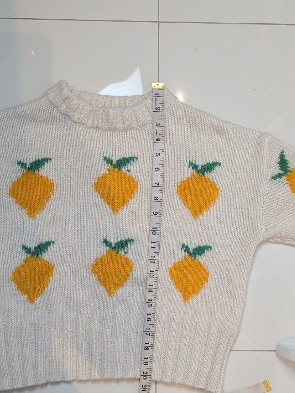 EUC Daisy Street White Lemon Knit Crop Sweater M - Picture 11 of 13